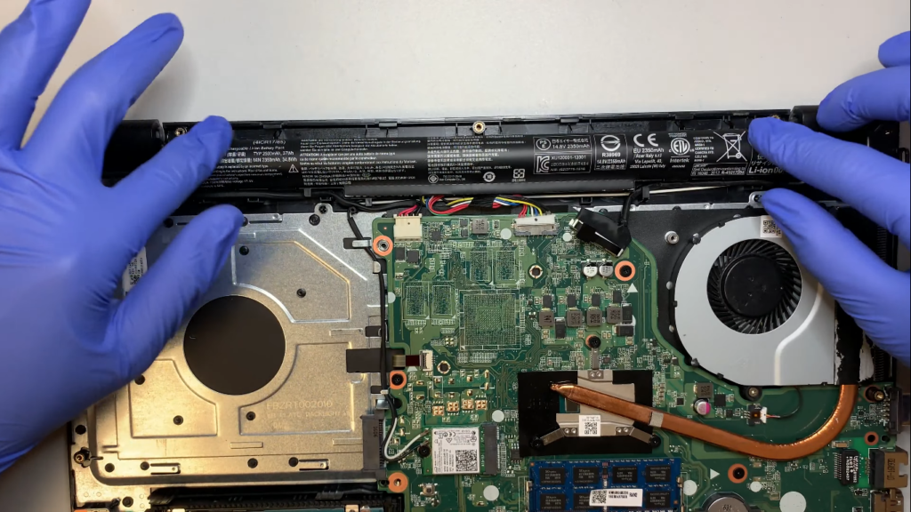 Replace the battery of acer laptop
