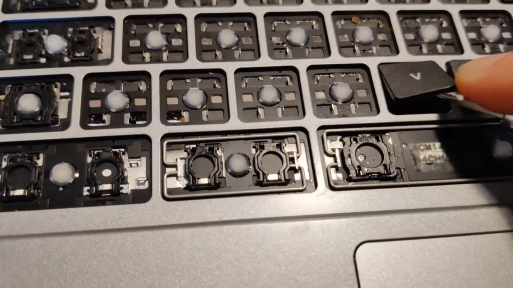 How To Clean Sticky Keyboard On Laptop?
