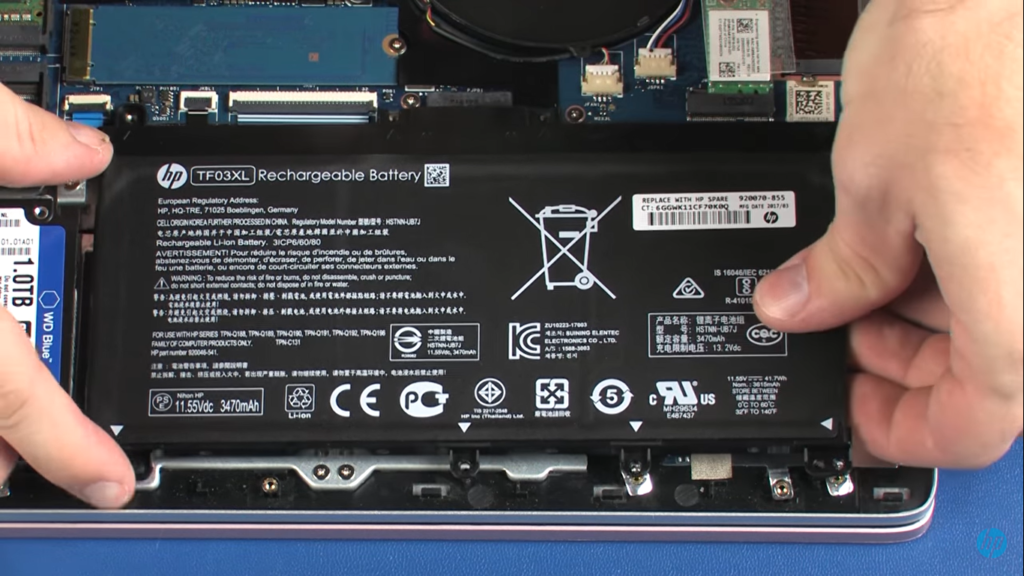 how to find hp pavilion laptop battery model number